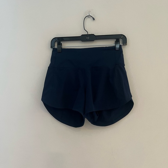 Lululemon speed up Women's Navy Shorts - Picture 5 of 14